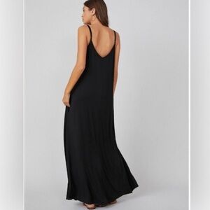 Zenana Maxi Dress V-Neck Adjustable Strap with Pockets Soft Jersey Elegant Maxi